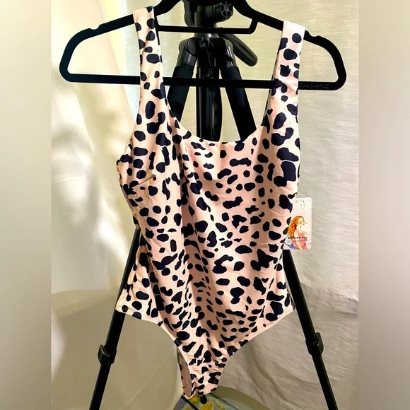 NWT Pretty Garden brand one piece, swimsuit size M - Picture 2 of 5